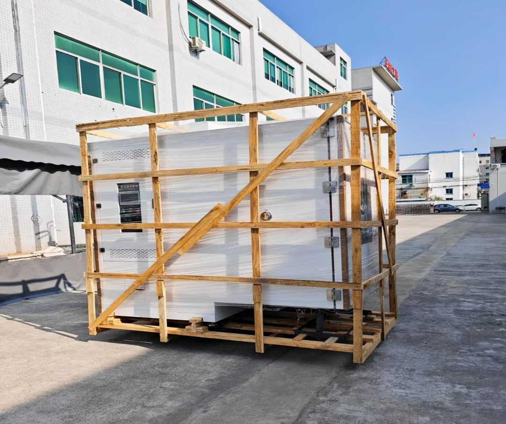 高低溫力學三綜合試驗箱出貨